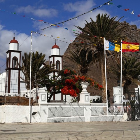 Savor the coffee of Agaete and Puerto de Las Nieves